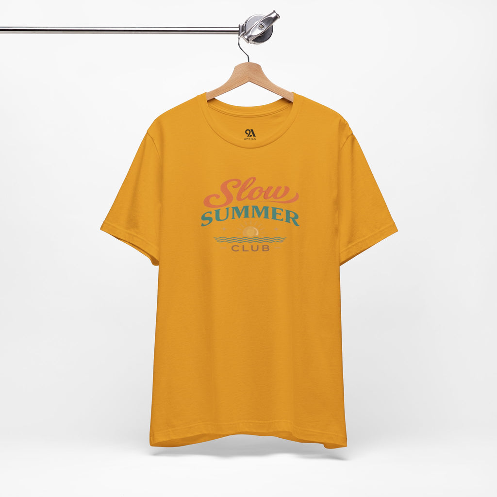 Slow Summer Club T-Shirt | Minimalistisches Ästhetik T-Shirt | Küstenurlaub Outfit | Unisex Relaxed Fit