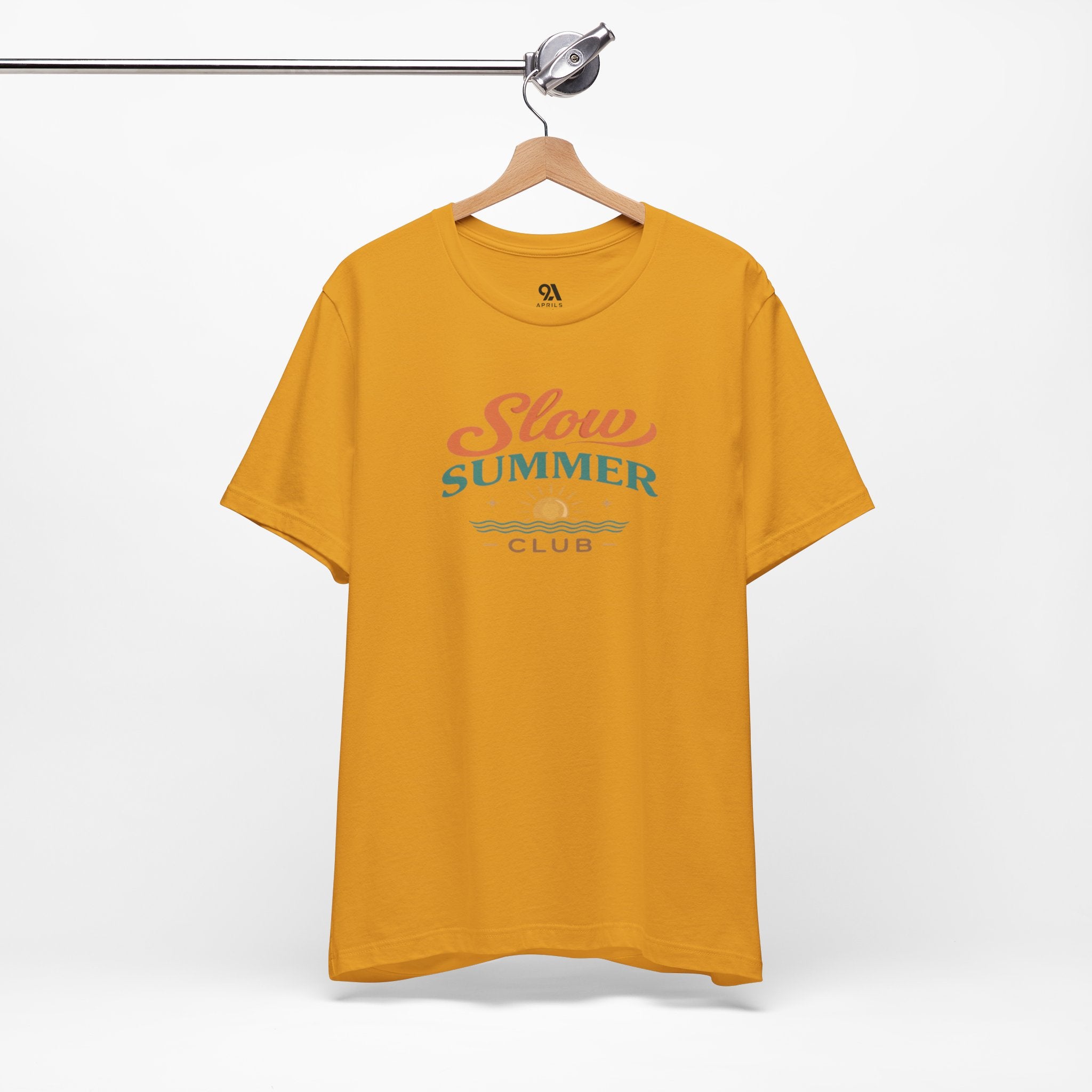 Slow Summer Club T-Shirt | Minimalistisches Ästhetik T-Shirt | Küstenurlaub Outfit | Unisex Relaxed Fit