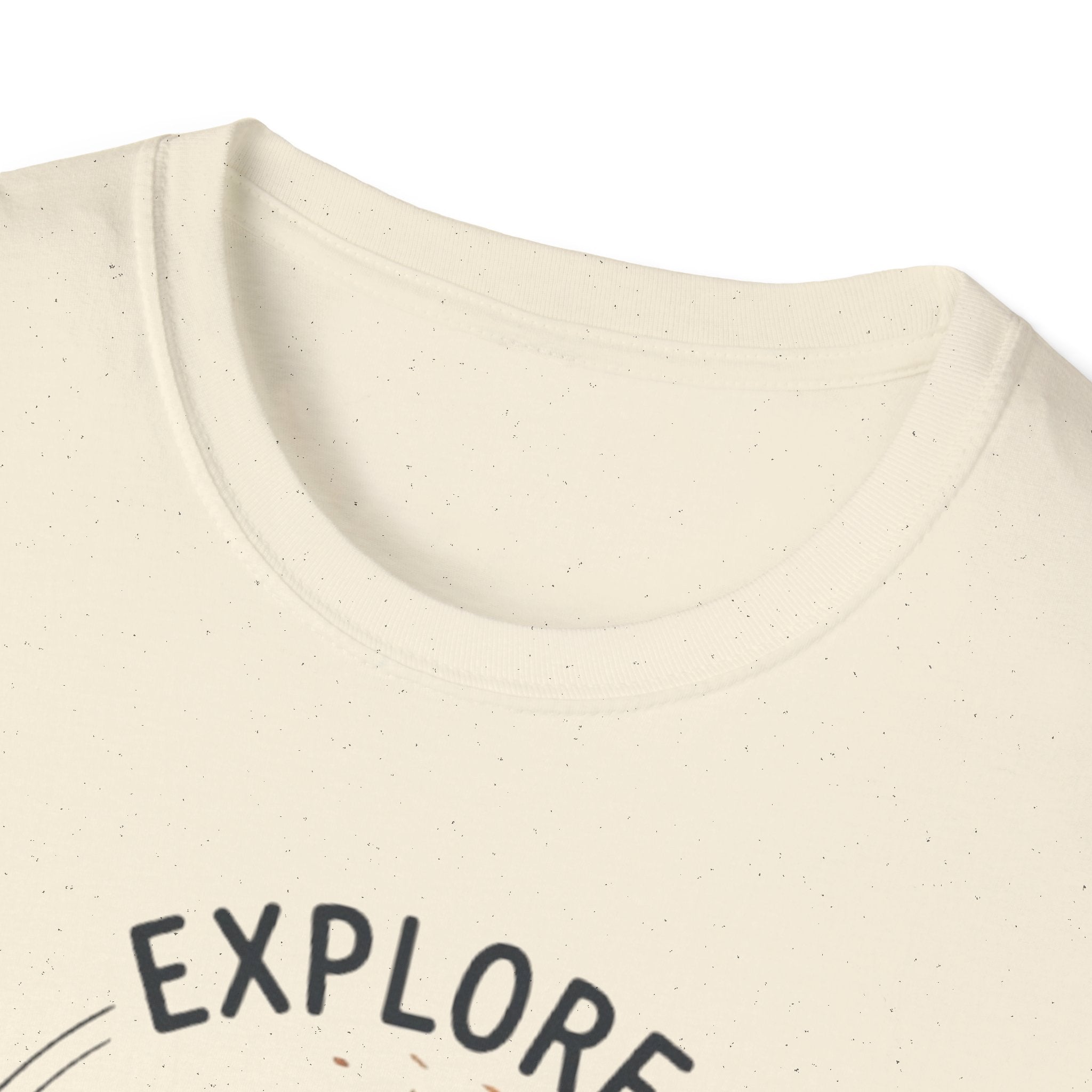 Minimal lifestyle / quiet adventure / calm explorer vibe